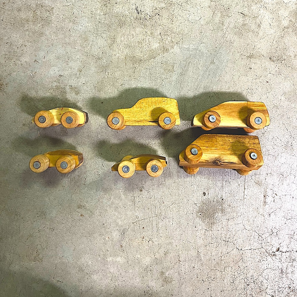 6 Wooden Play Cars